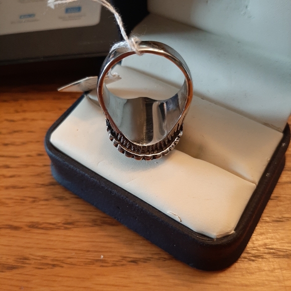 Man's Jewelry - Picture 4 of 8